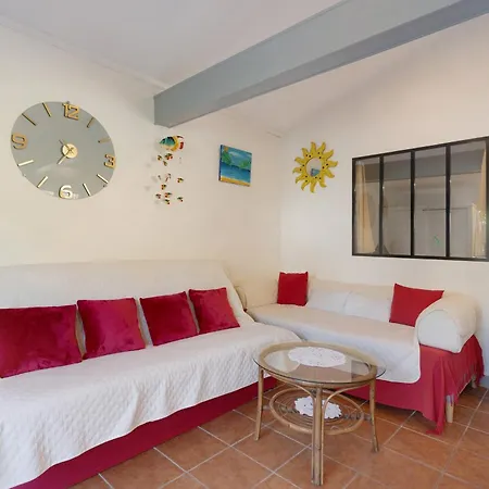 Holiday home Location De A *