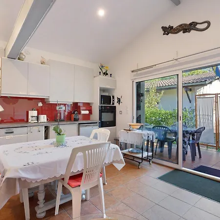 Holiday home Location De A