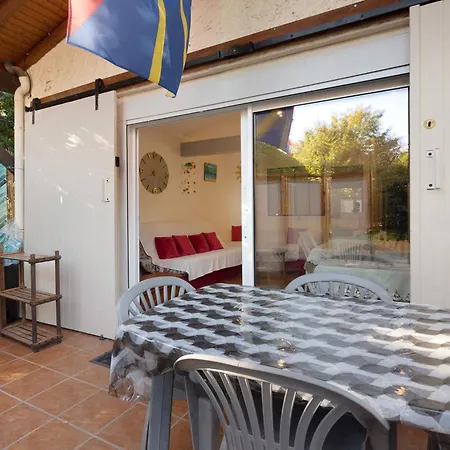 Location De A Lanton